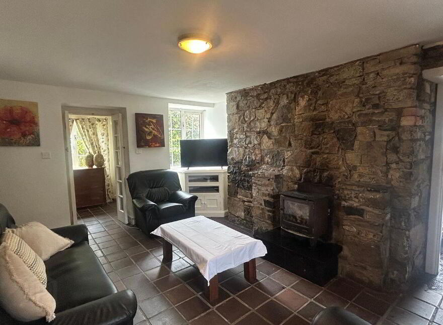 Wood Of O Cottage, Ballinaclogh, Donaskeagh, E25KH59