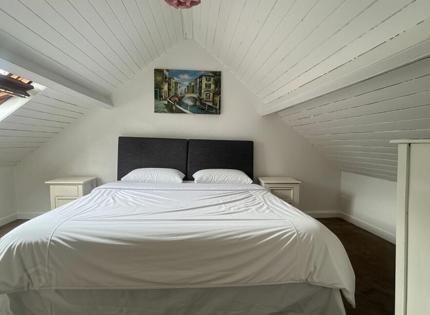 Wood Of O Cottage, Ballinaclogh, Donaskeagh, E25KH59