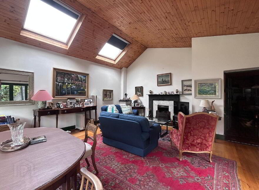 21 Main Street, Cashel