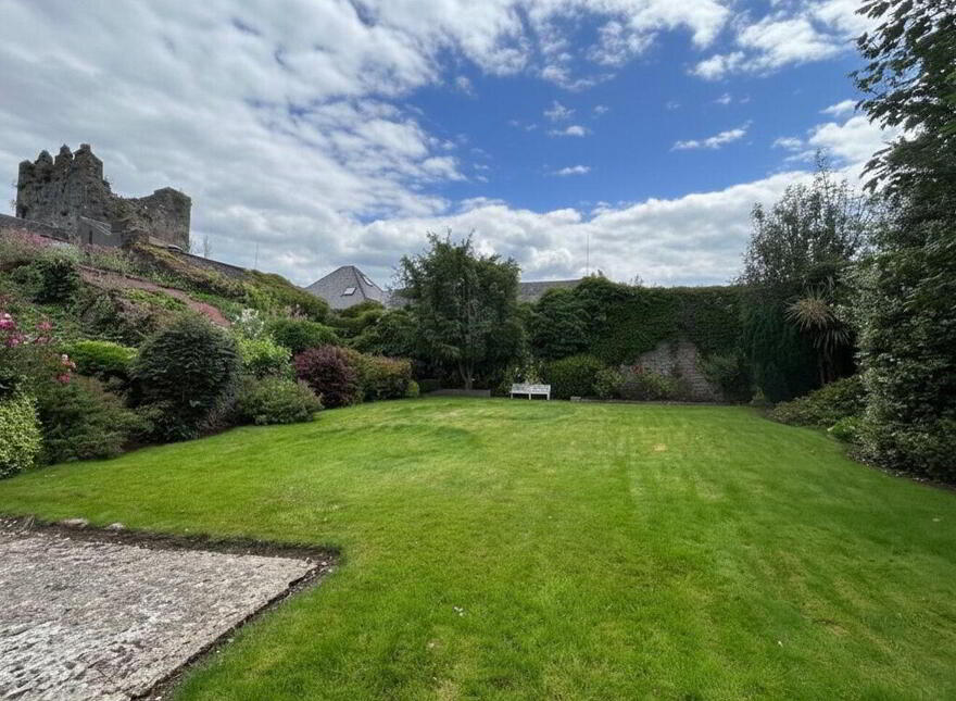 21 Main Street, Cashel