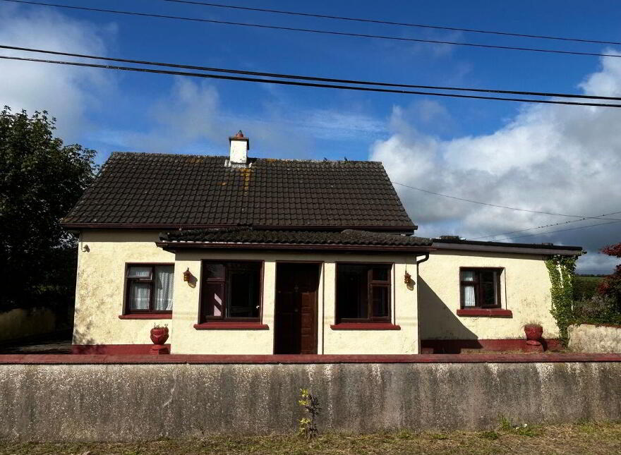 Boherbee, Thomastown, Golden, E25Y678 photo