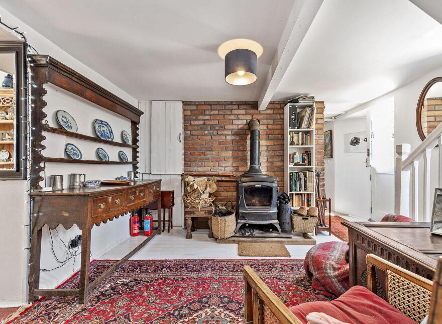 Knocksquire, Killedmond, R95F6P5