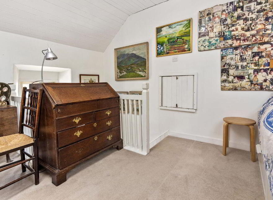 Knocksquire, Killedmond, R95F6P5