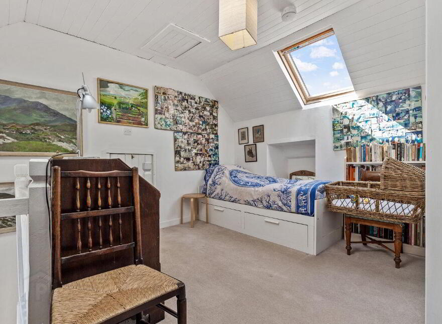 Knocksquire, Killedmond, R95F6P5