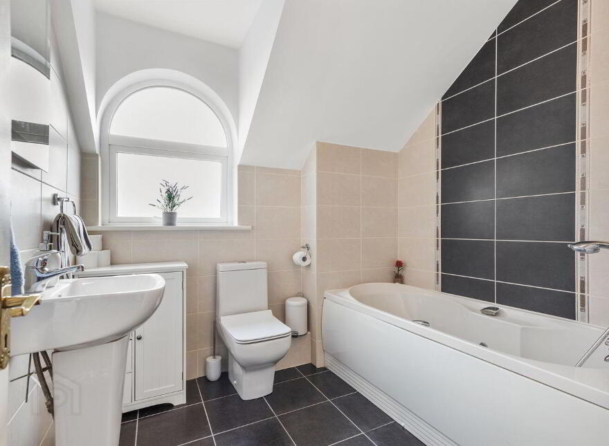 16 Gort Na Greine, Ballinabranagh, R93RT28