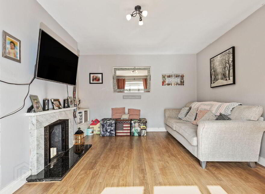 27 College Green, Green Road, R93E7P6