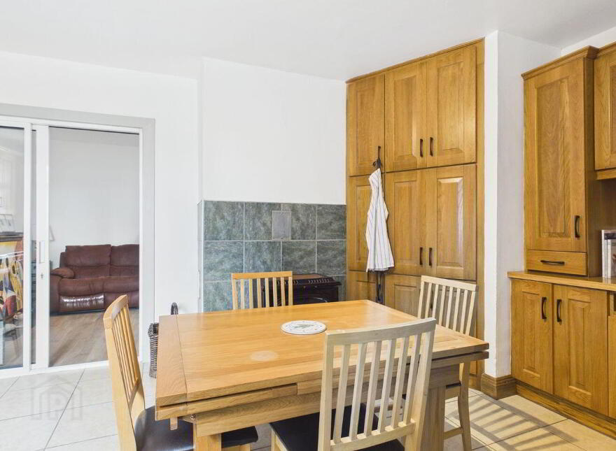 Saint Annes, Grattan Street, Kilkee, V15EA06