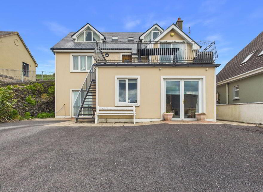 3 Castlefield, Kilkee, V15DH24