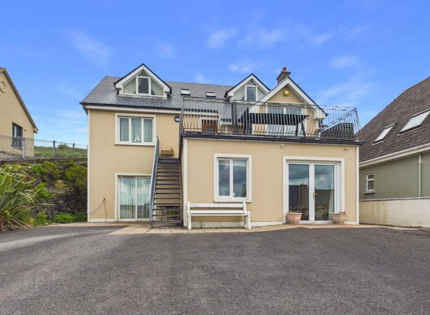 3 Castlefield, Kilkee, V15DH24