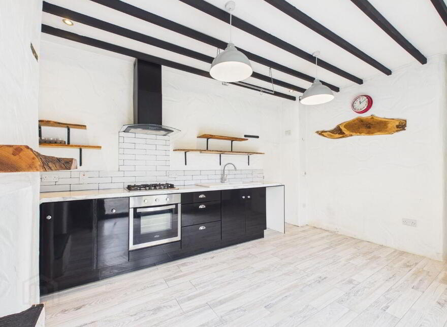 Lisieux, 4 Clon Road, Ennis, V95NH9R