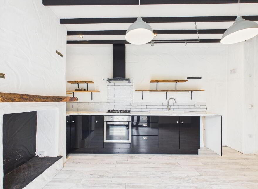 Lisieux, 4 Clon Road, Ennis, V95NH9R