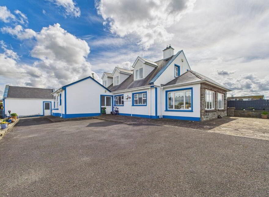 Aisling Geal, Shandrum, Miltown Malbay, Miltown Malbay, V95R067