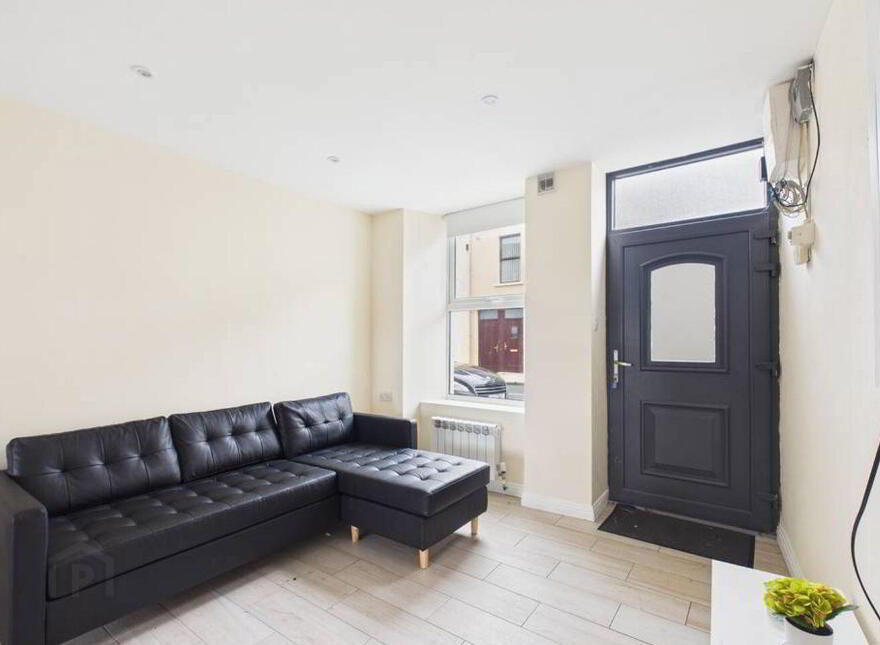 9 Moore Street, Kilrush, V15TK25