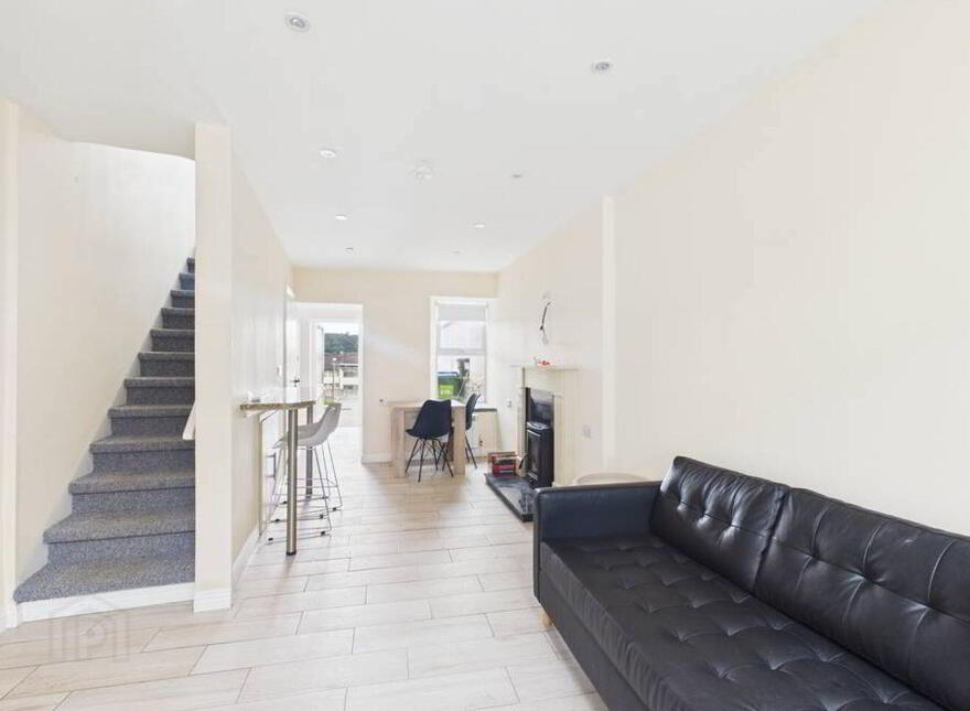9 Moore Street, Kilrush, V15TK25