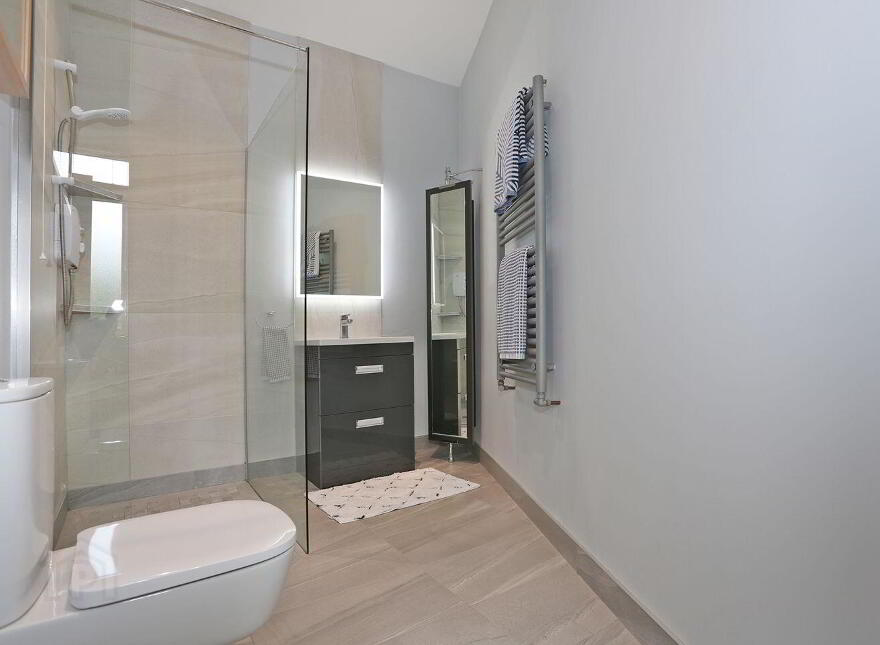 Woodside, Roslevan, Ennis, V95D5D7