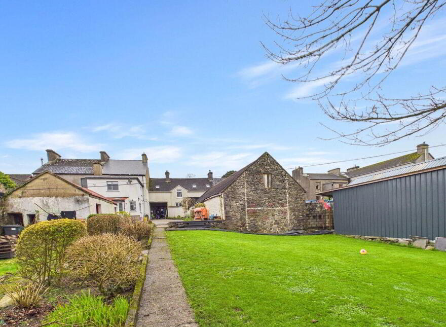 Main Street, Kildysart, Killadysert, V95D7Y7