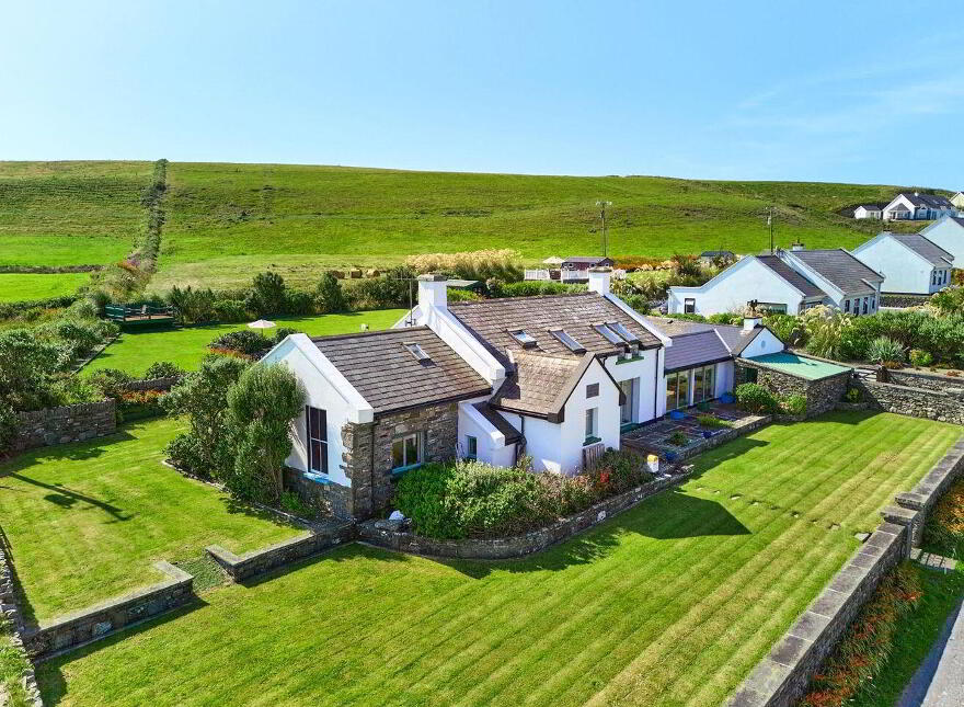 Old Schoolhouse, Corbally, Kilkee, Doonbeg, V15Y920