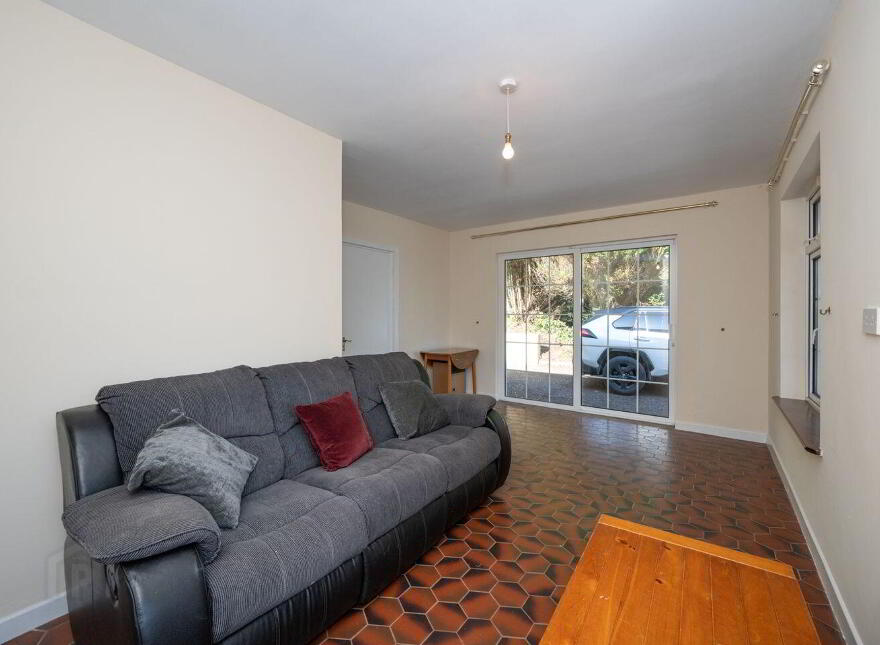 Fian House, Ballineadig, Ovens, P31K597