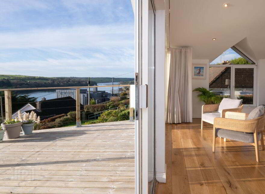 Whistler, Coast Road, Fountainstown, Fountainstown, P43K300