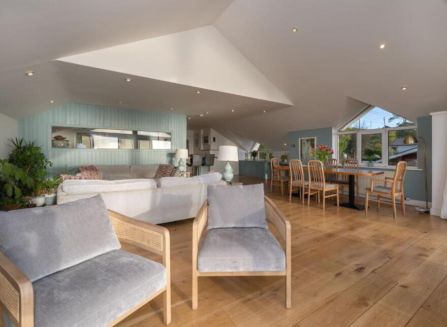 Whistler, Coast Road, Fountainstown, Fountainstown, P43K300
