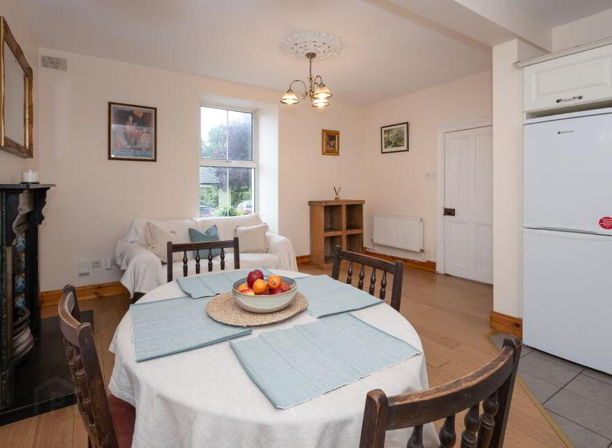 1 Strawberry Cottages, Lee Road, Sundays Well, Cork, T23K12Y