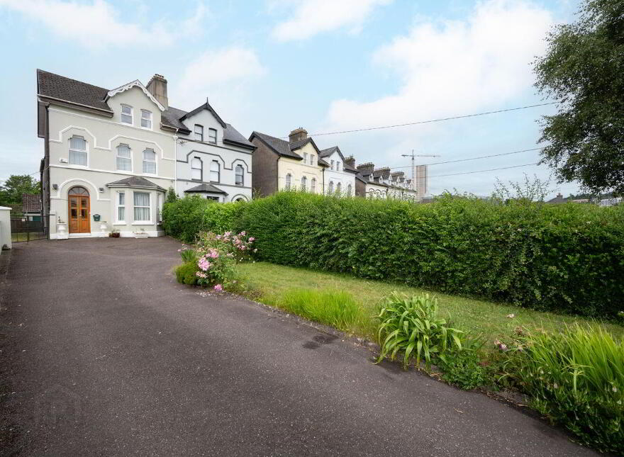 Laurel Bank, Victoria Road, Cork, T12F5CE