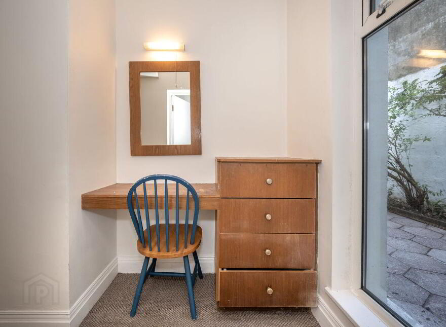 Apt 1 Lee View House, 13 Father Mathew Quay, Cork, T12W309