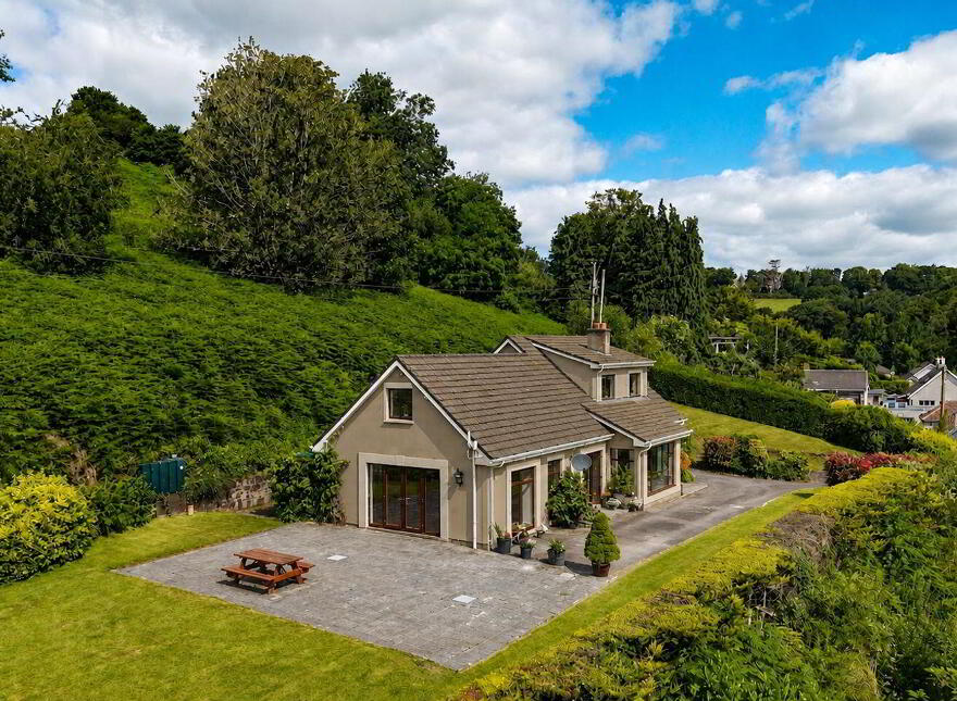 Healy's Bridge, Carrigrohane, T12KF7H