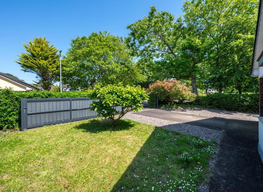 19 The Gardens, Gleann Na Ri, Tower, T23X656
