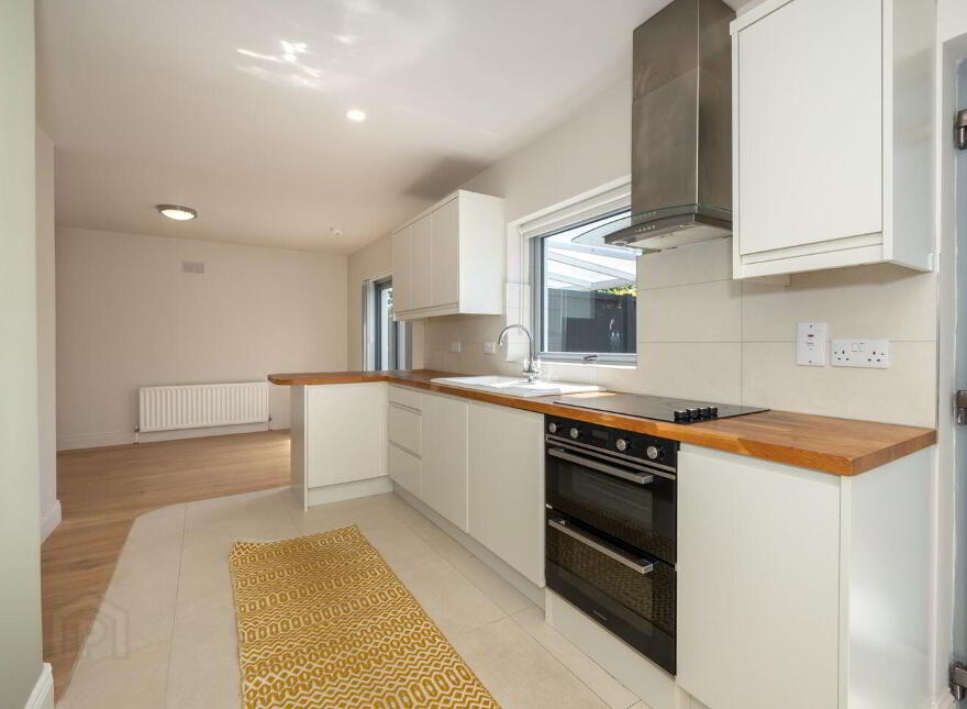 19 The Gardens, Gleann Na Ri, Tower, T23X656
