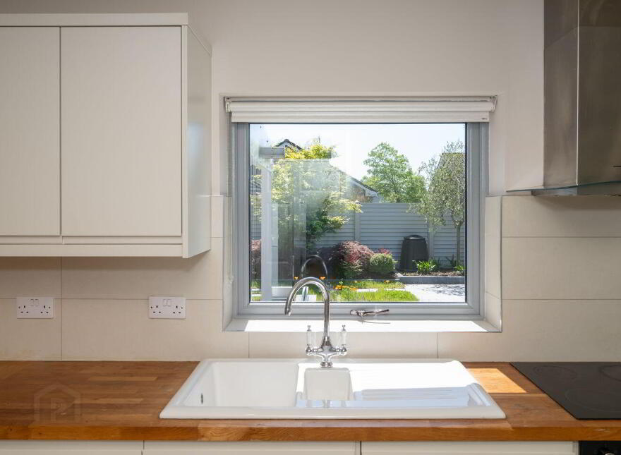 19 The Gardens, Gleann Na Ri, Tower, T23X656