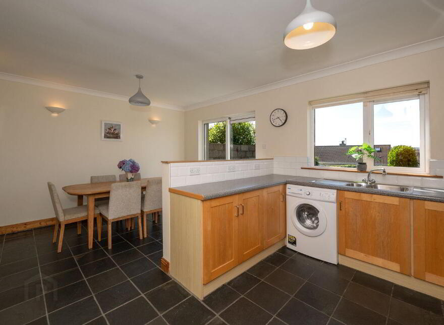 50 The Willows, Classes Lake, Ovens, Ovens, P31A168