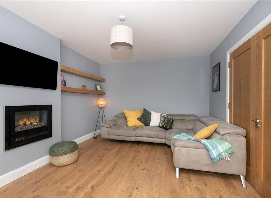 69 Lisheen Woods, Ovens, P31HH74