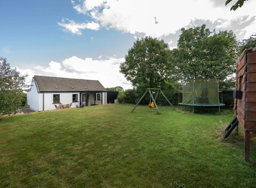The Cottage, Castlewhite, Waterfall, T12CYR3