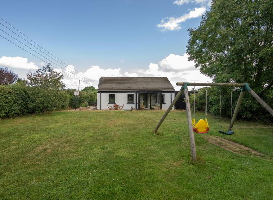 The Cottage, Castlewhite, Waterfall, T12CYR3