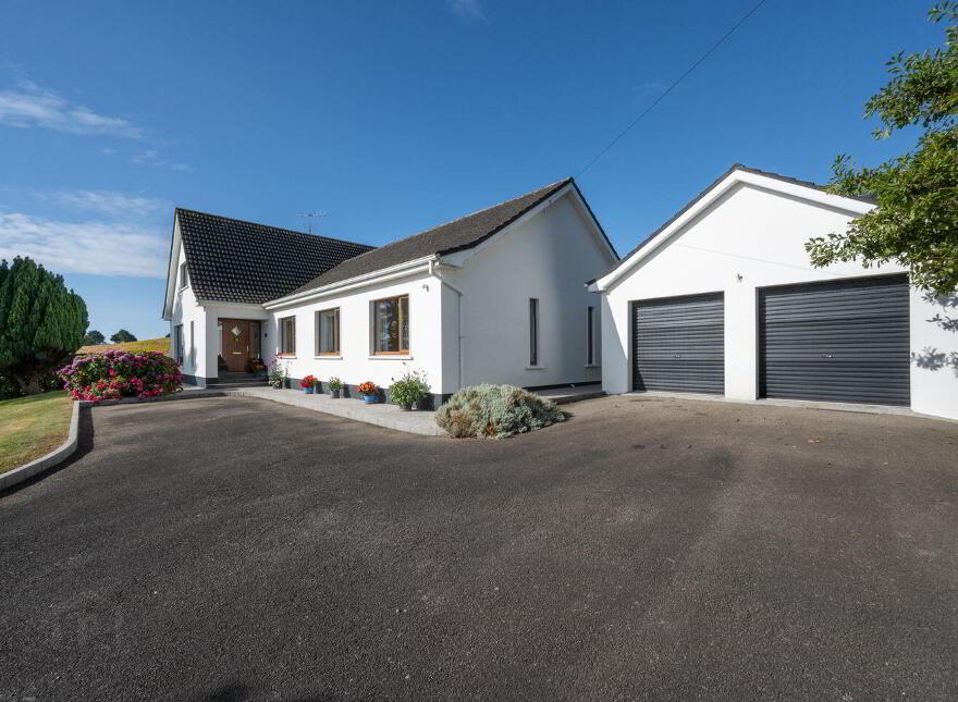 The Anchor, Ardkilly, Sandycove, Kinsale, P17HY11
