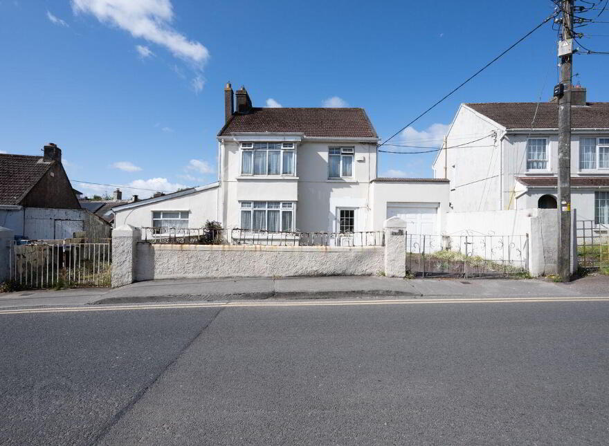 Avalon, 62 Hartlands Avenue, The Lough, The Lough, T12E8W5