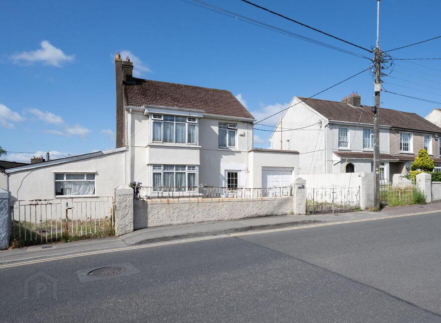 Avalon, 62 Hartlands Avenue, The Lough, The Lough, T12E8W5