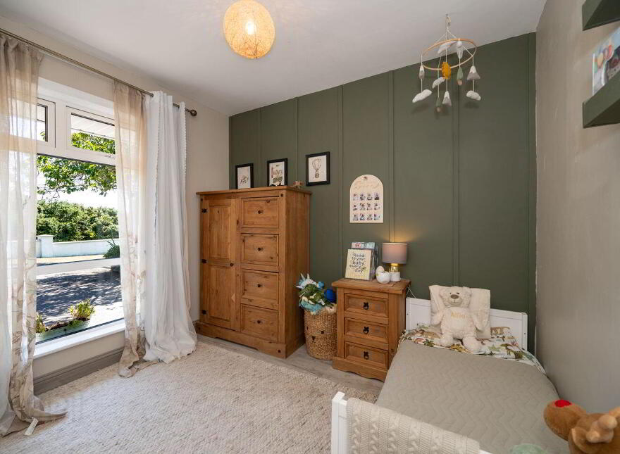 St Martins, Crura, Riverstick, P43H763