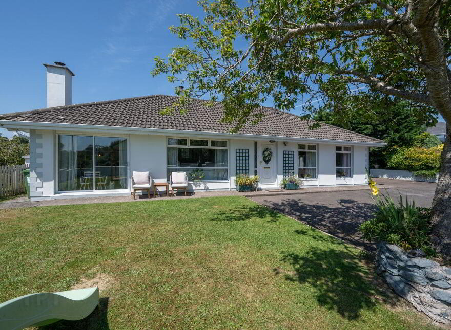 St Martins, Crura, Riverstick, P43H763