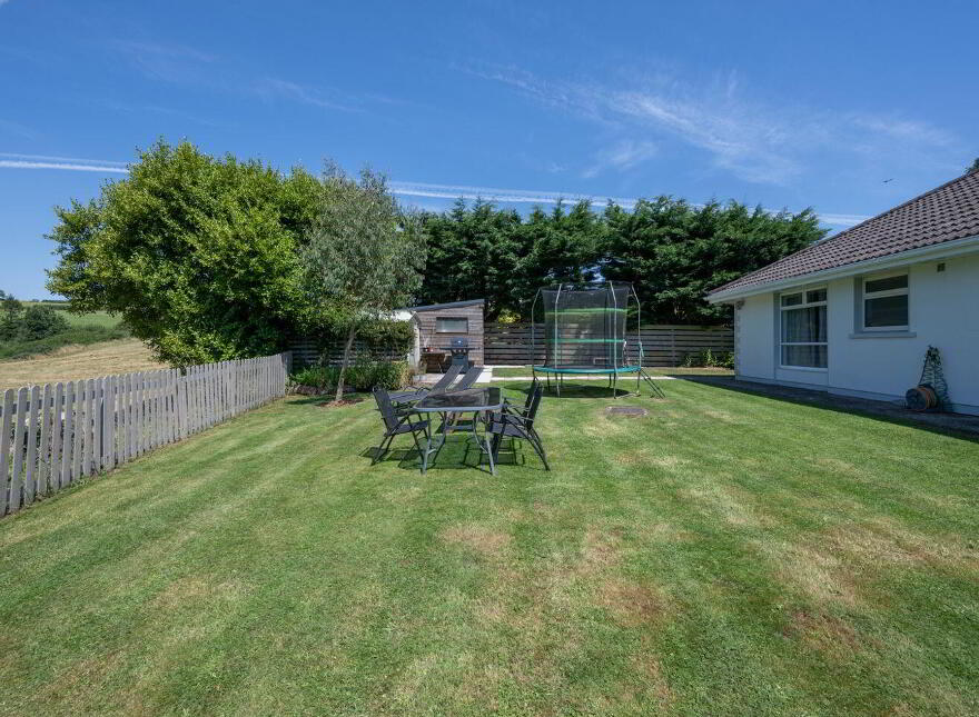 St Martins, Crura, Riverstick, P43H763