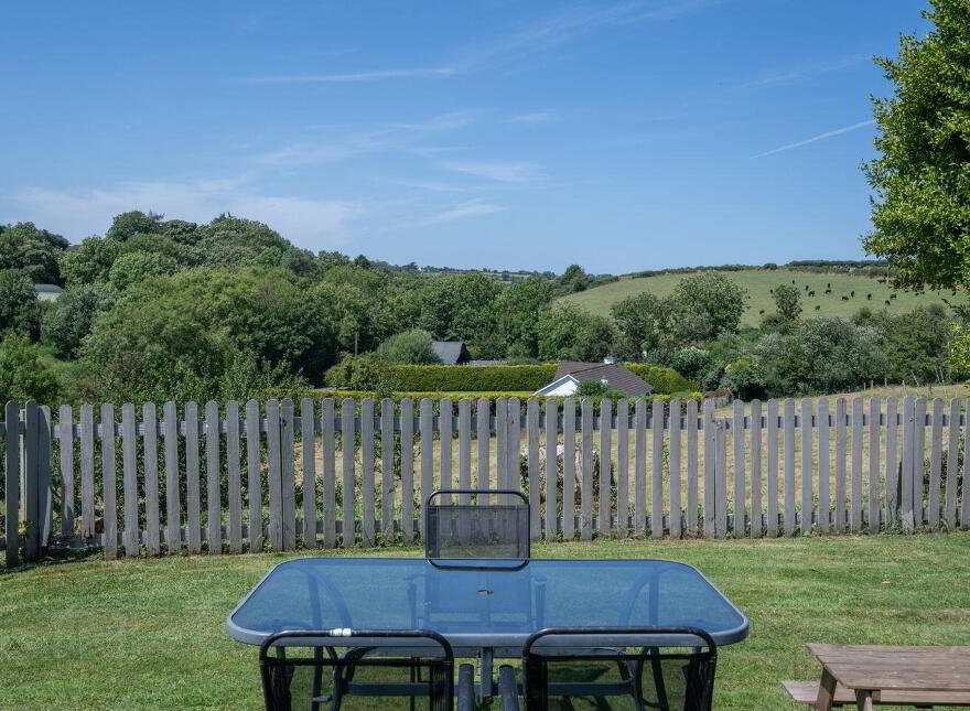 St Martins, Crura, Riverstick, P43H763
