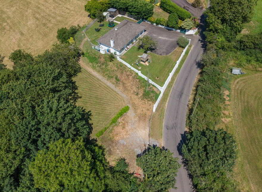 St Martins, Crura, Riverstick, P43H763