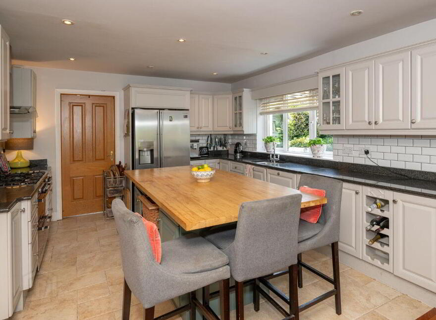 4 Jamesmont, Garryduff, Rochestown, Rochestown, T12RKW4