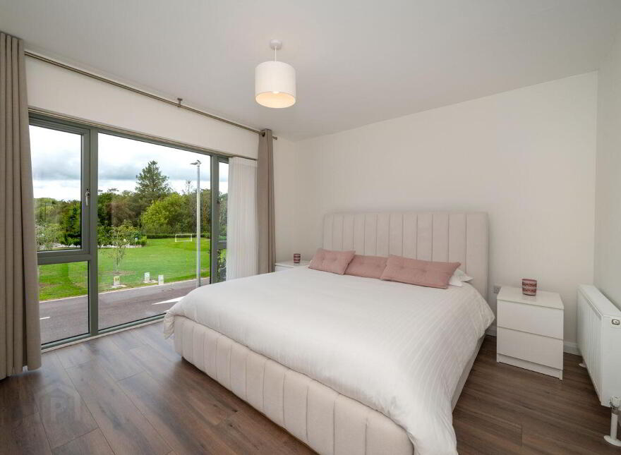 20 Arlington, Kerry Pike, Kerry Pike, T23FX2C