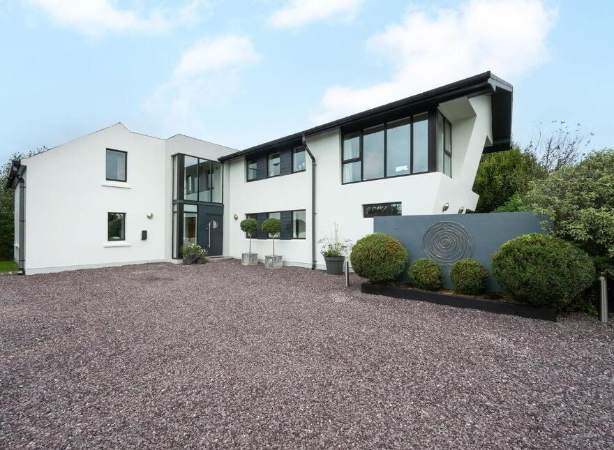 Barr, Blarney, T23KW57 photo