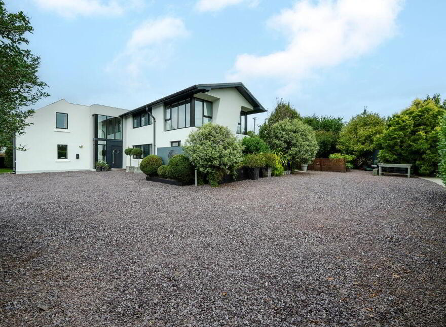 Barr, Blarney, T23KW57