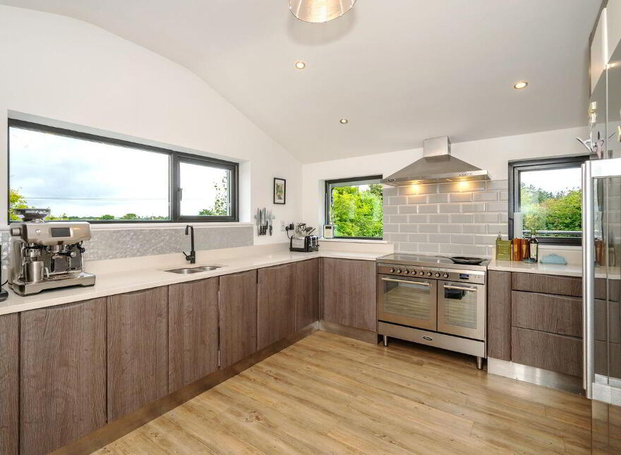 Barr, Blarney, T23KW57