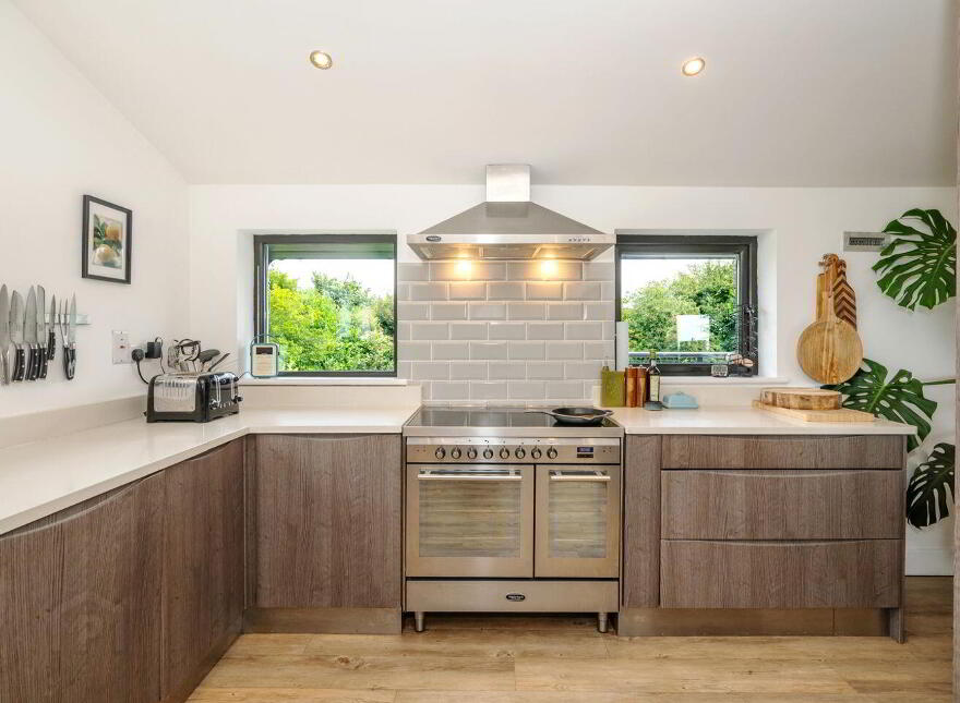 Barr, Blarney, T23KW57