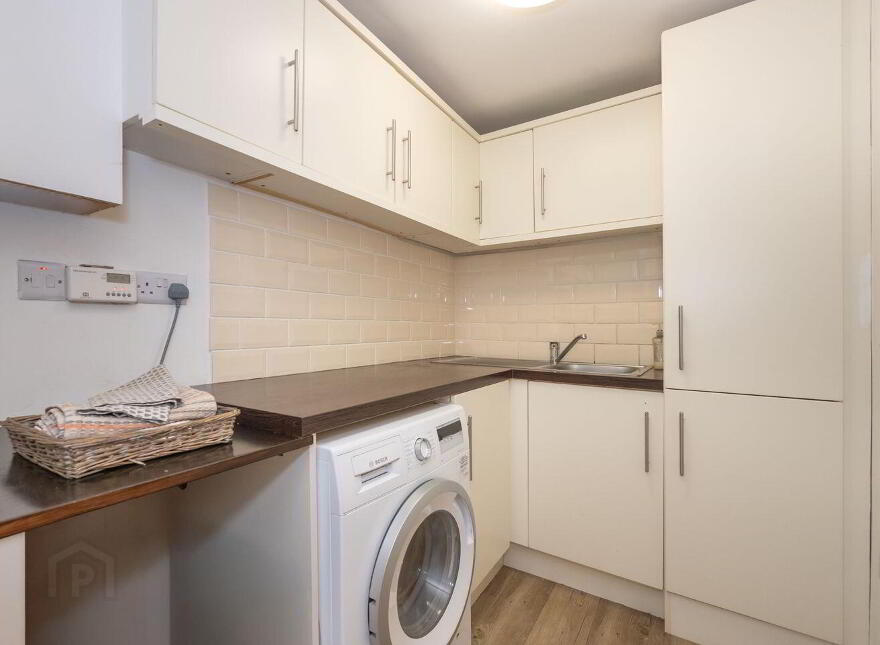 Barr, Blarney, T23KW57